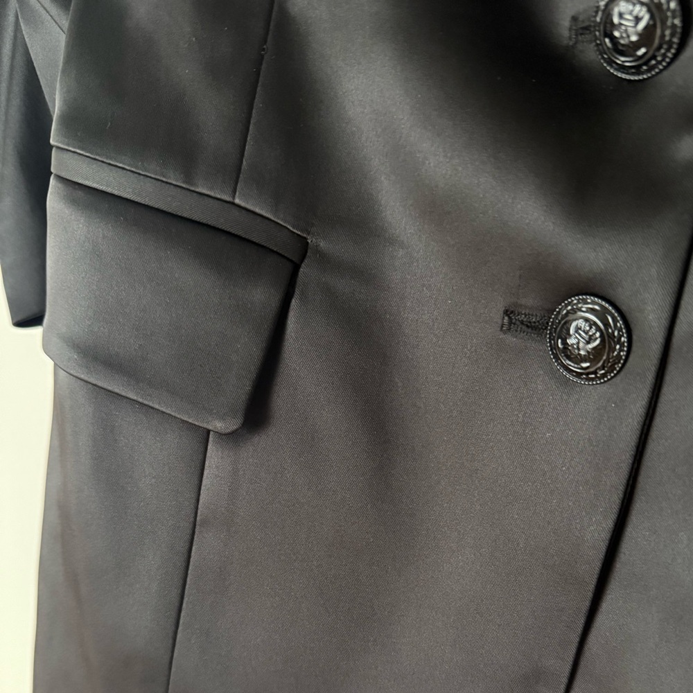 NWT L'AGENCE Off Shoulder Structured Button Up Blazer Top - Picture 10 of 16